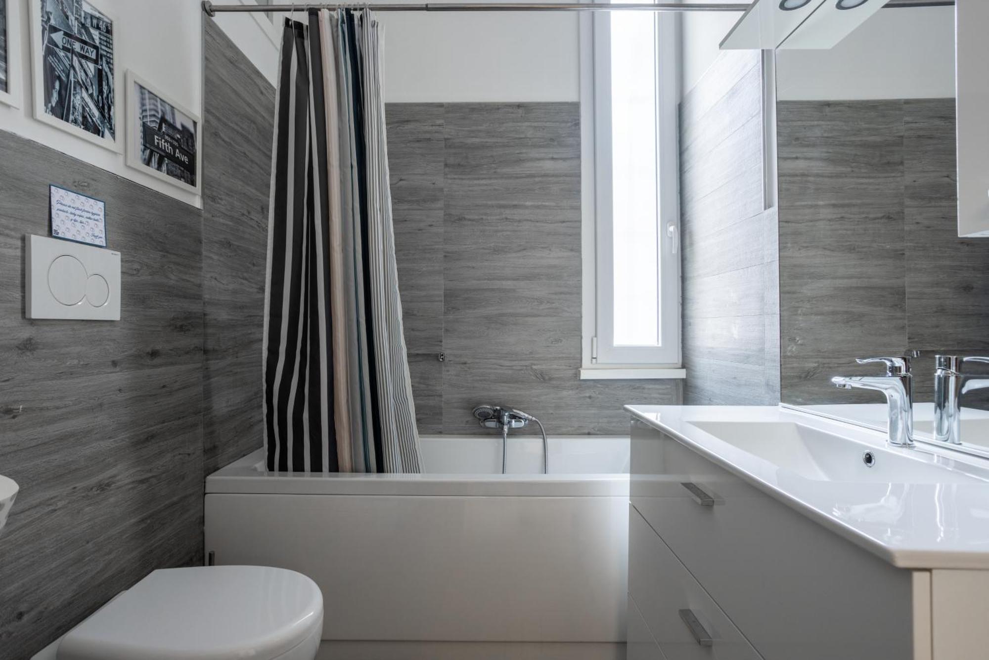 Merulana Deluxe Apartment Рим Экстерьер фото