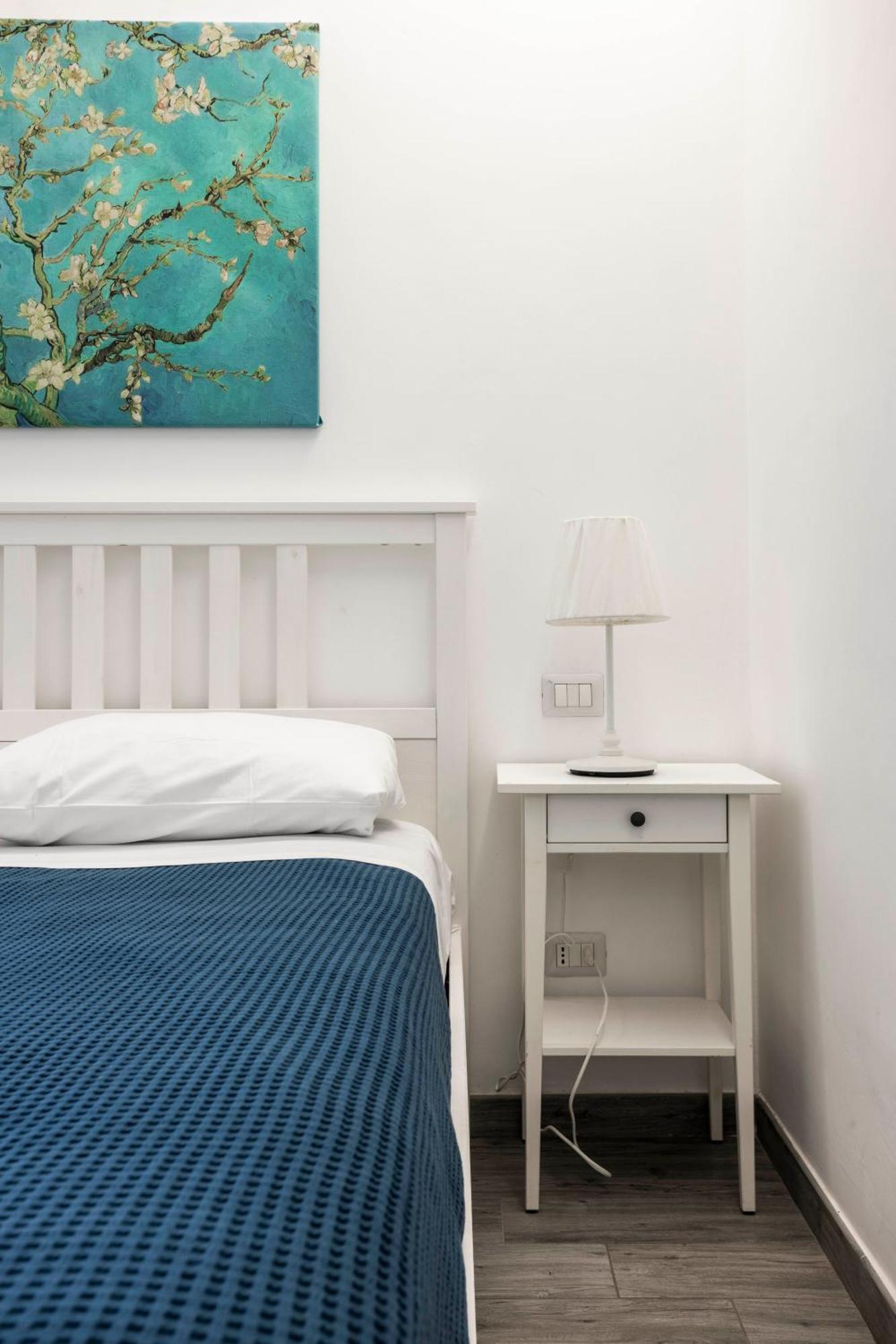 Merulana Deluxe Apartment Рим Экстерьер фото