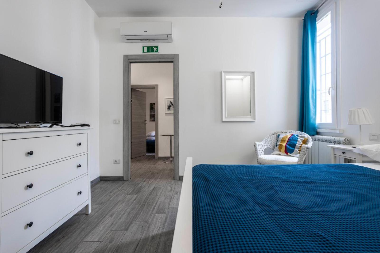 Merulana Deluxe Apartment Рим Экстерьер фото