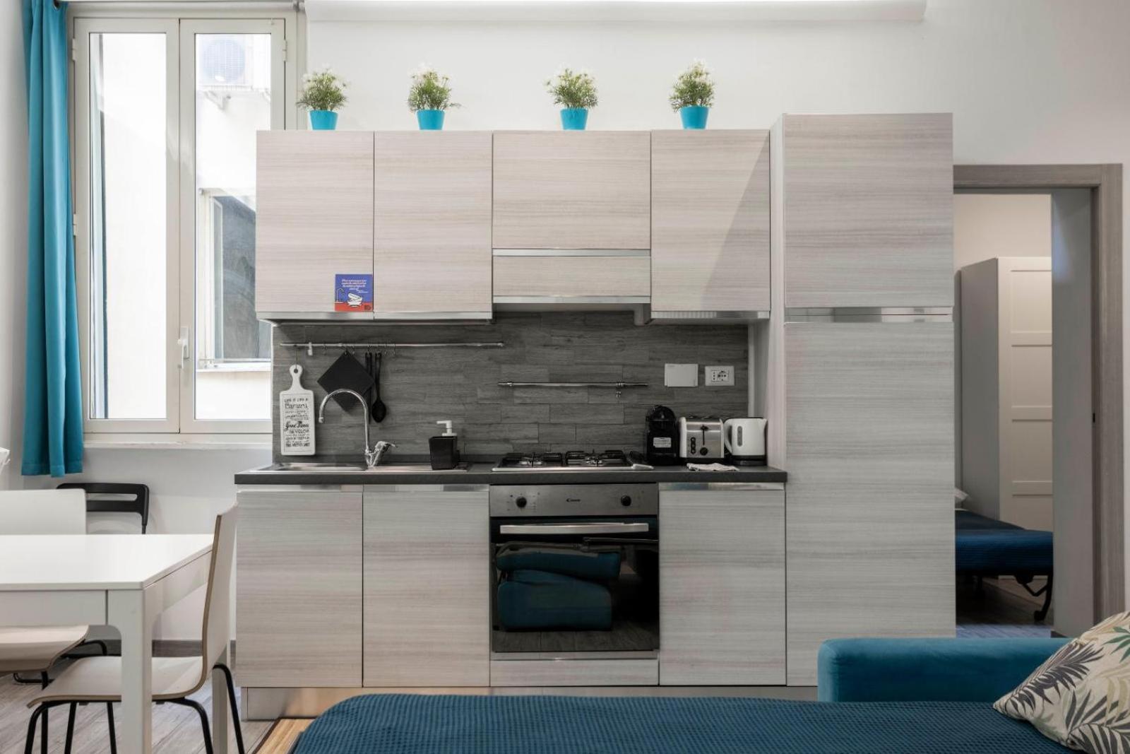 Merulana Deluxe Apartment Рим Экстерьер фото