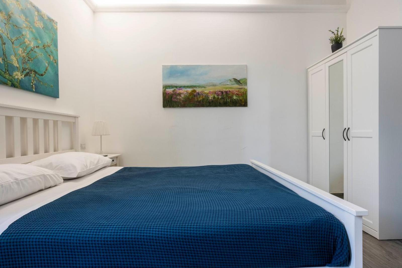 Merulana Deluxe Apartment Рим Экстерьер фото